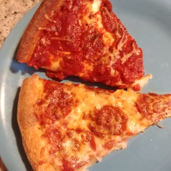 Major League Pizza - Slice of Chicago next to beer batter crust - Pizza Near Me - Everett, Washington Major League Pizza - Slice of Chicago next to beer batter crust - Pizza Near Me - Everett, Washington