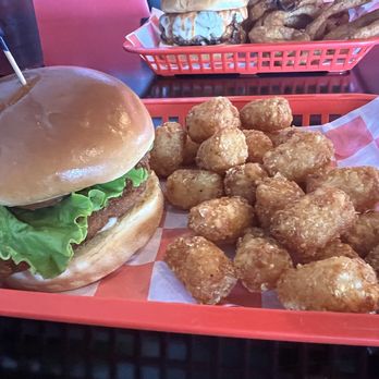 Rock Burger - Tonawanda - Regular burger with tater tots - Burgers Near Me - Tonawanda, New York Rock Burger - Tonawanda - Regular burger with tater tots - Burgers Near Me - Tonawanda, New York