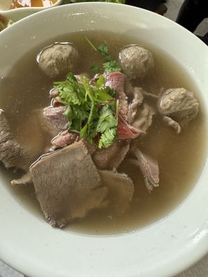 Phở Bánh Cuốn 14 by null