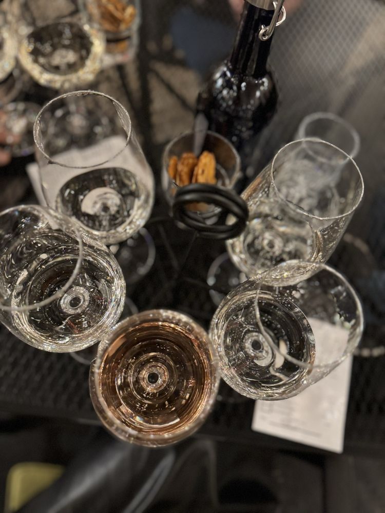 Social spots from Stone Farm Cellars & Vineyard