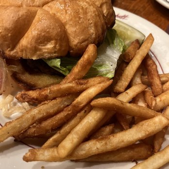 The Berghoff Restaurant - The berghoff bacon burger - Bars Near Me - Chicago, Illinois