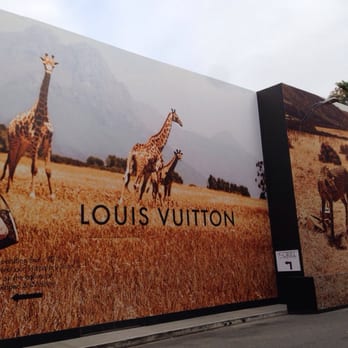 Rodeo Drive - You like Giraffes. - Local Flavor Near Me