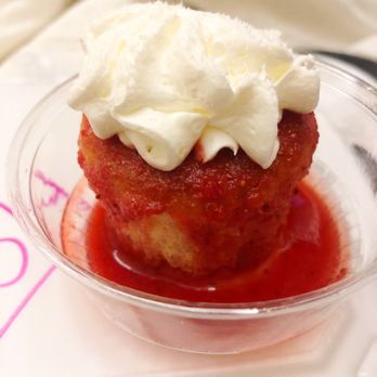 Presbyterian Hospital Cafeteria - Strawberry shortcake - Cafeteria Near Me - Albuquerque, New Mexico Presbyterian Hospital Cafeteria - Strawberry shortcake - Cafeteria Near Me - Albuquerque, New Mexico