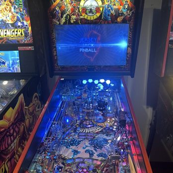 Three Bull Brewing - Pinball - Brewpubs Near Me - Snohomish, Washington