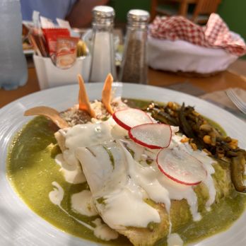 Higos & Olivos - Enchiladas Poblanos - Breakfast & Brunch Near Me - Cabo San Lucas, BCS