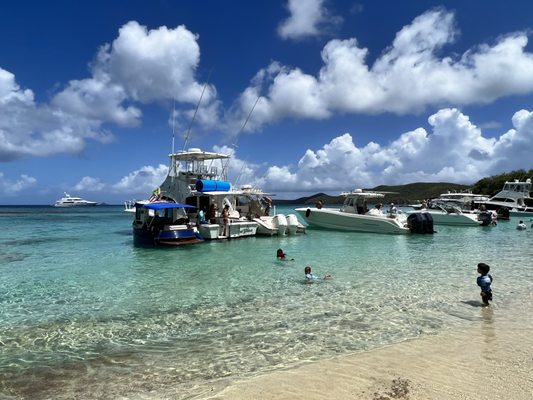 Cayo Luis Peña by null