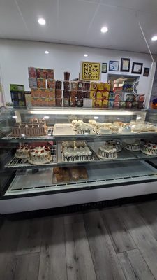 Alondra's Bakery Photos