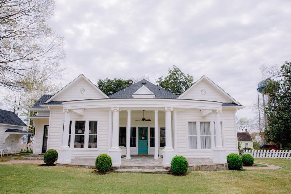 THE STRATTON HOUSE BED AND BREAKFAST 17 Photos 198 Natchez St