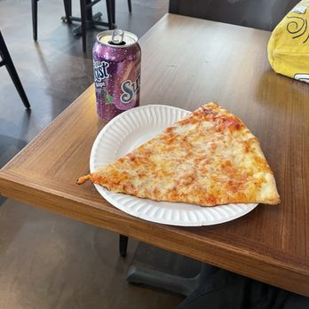 Brooklyn Square - Slice of 18'' New York Classic Cheese Pizza Sunkist 12 oz Can - Pizza Near Me - Pasadena, California