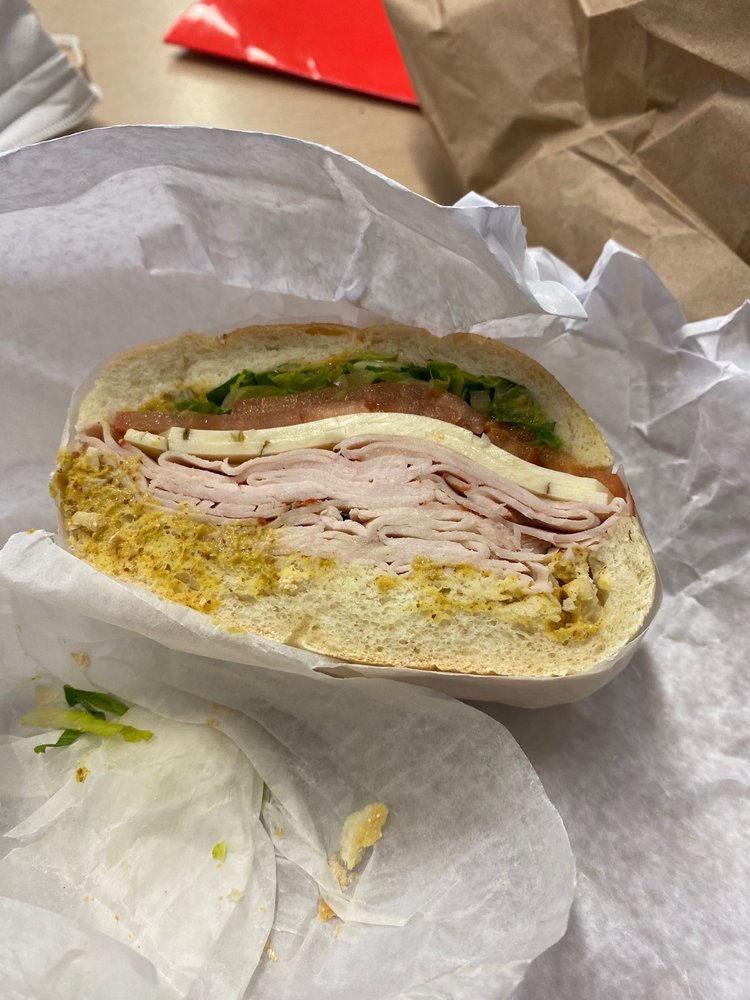 COURT HOUSE GOURMET DELI Updated November 2024 19 Photos & 19