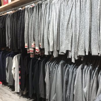 Roots - Men's clothing - Men's Clothing Near Me - Scarborough, Ontario