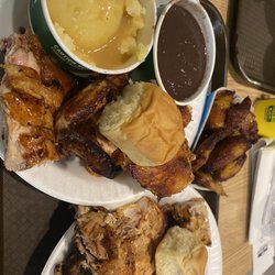 Pollo Tropical