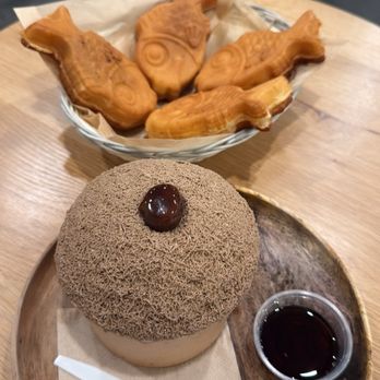 Anko - Hojicha Bingsoo - Desserts Near Me - Los Angeles, California Anko - Hojicha Bingsoo - Desserts Near Me - Los Angeles, California