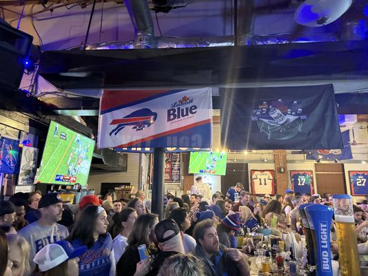 Tavern on the Tracks by null