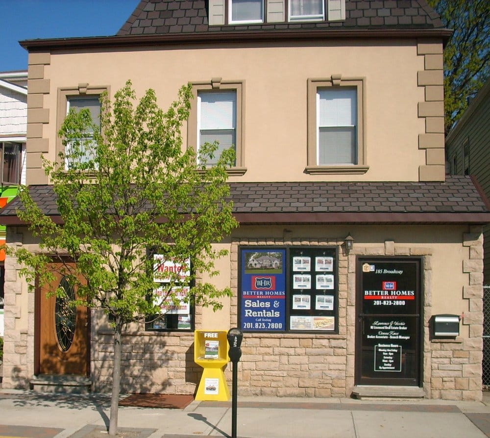 VRI HOMES Updated June 2024 185 Broadway, Bayonne, New Jersey