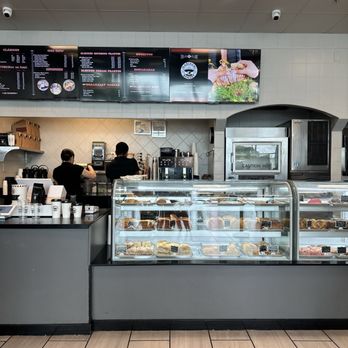 Mariachi Bakery - Bakeries Near Me - Downey, California
