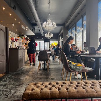 Awesome Coffee - Ice Cream & Frozen Yogurt Near Me - Los Angeles, California