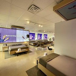 Purple Showroom - Tanger Outlet San Marcos