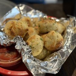 Ugly But Honest Pizzeria and Beer Garden - Garlic Knots
