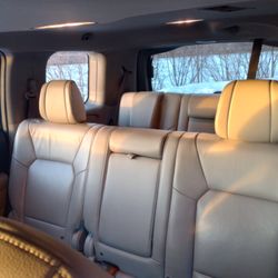 Pro Shine Cab