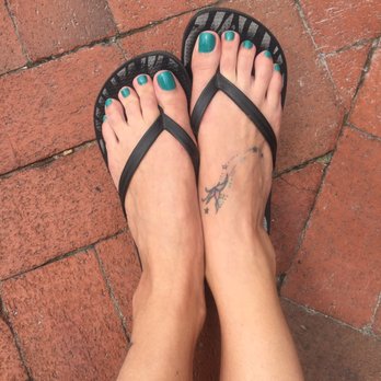 Village Nails - Pedi by Laura - Nail Salons Near Me - Rockville Centre, New York Village Nails - Pedi by Laura - Nail Salons Near Me - Rockville Centre, New York