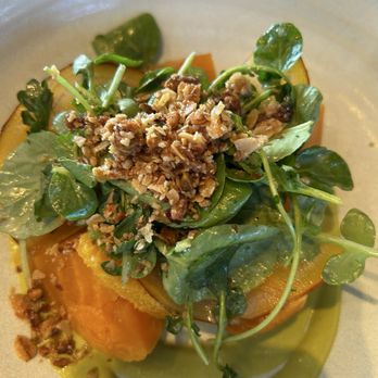 Garni Cafe - Beet salad - Cafes Near Me - Orlando, Florida