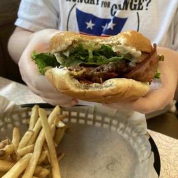 Burgerville - No. 6 burger - very good - Burgers Near Me - Portland, Oregon Burgerville - No. 6 burger - very good - Burgers Near Me - Portland, Oregon