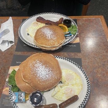 Black Bear Diner Elk Grove - Bears Choice with Pancakes, Sausage Link, and Two Eggs. - Diners Near Me - Elk Grove, California Black Bear Diner Elk Grove - Bears Choice with Pancakes, Sausage Link, and Two Eggs. - Diners Near Me - Elk Grove, California