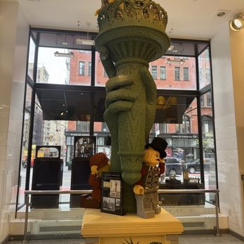 Lego - Lego store in flatiron nyc lady liberty - Toy Stores Near Me - New York, New York Lego - Lego store in flatiron nyc lady liberty - Toy Stores Near Me - New York, New York
