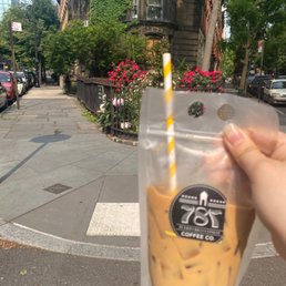 Iced Oatmilk Latte Iced Oatmilk Latte