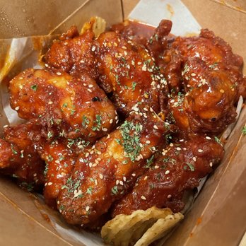 Katsuya - Karaage Chicken Wing with Korean Sauce (1lb) (Free with order) - Japanese Near Me - Toronto, Ontario Katsuya - Karaage Chicken Wing with Korean Sauce (1lb) (Free with order) - Japanese Near Me - Toronto, Ontario