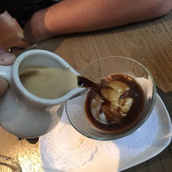 Pasta Moon - Vanilla ice cream with espresso - Italian Near Me - Half Moon Bay, California Pasta Moon - Vanilla ice cream with espresso - Italian Near Me - Half Moon Bay, California