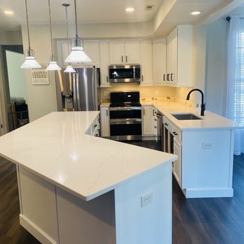 Unique Stones Countertops & Cabinets - kitchen - Countertop Installation Near Me - Frederick, Maryland