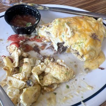 IHOP - omelette very delicious food is great. They even serve alcohol here for those who liked alcohol. - Breakfast & Brunch Near Me - Camarillo, California