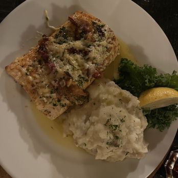Aberdeen Barn - Mahi Mahi with mashed potatoes - Seafood Near Me - Williamsburg, Virginia Aberdeen Barn - Mahi Mahi with mashed potatoes - Seafood Near Me - Williamsburg, Virginia