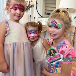 Dreams In Technicolor Face Painting - Girls loved their paintings!