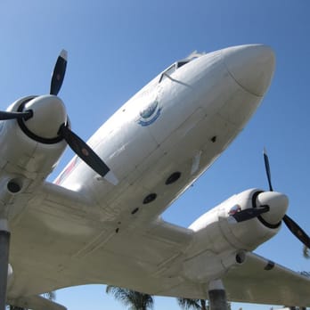 Douglas DC-3 - Parks Near Me - Santa Monica, California