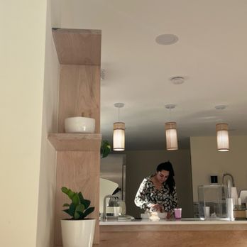 Matcha Me - Bar Area - Coffee & Tea Near Me - Columbus, Ohio