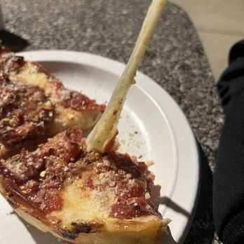 Lou Malnati's Pizzeria - Pizza Near Me - Chicago, Illinois Lou Malnati's Pizzeria - Pizza Near Me - Chicago, Illinois