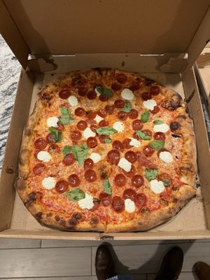 Lo Mo Pizzeria by null