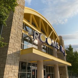 Exterior photo of Rooms To Go - Frisco, Texas Exterior photo of Rooms To Go - Frisco, Texas