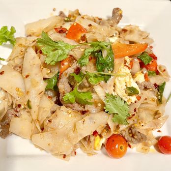 Basil Thai Restaurant - a plate of noodles and vegetables - Thai Near Me - Paso Robles, California Basil Thai Restaurant - a plate of noodles and vegetables - Thai Near Me - Paso Robles, California