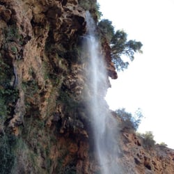 El Salto De La Novia - Cascada en Navajas