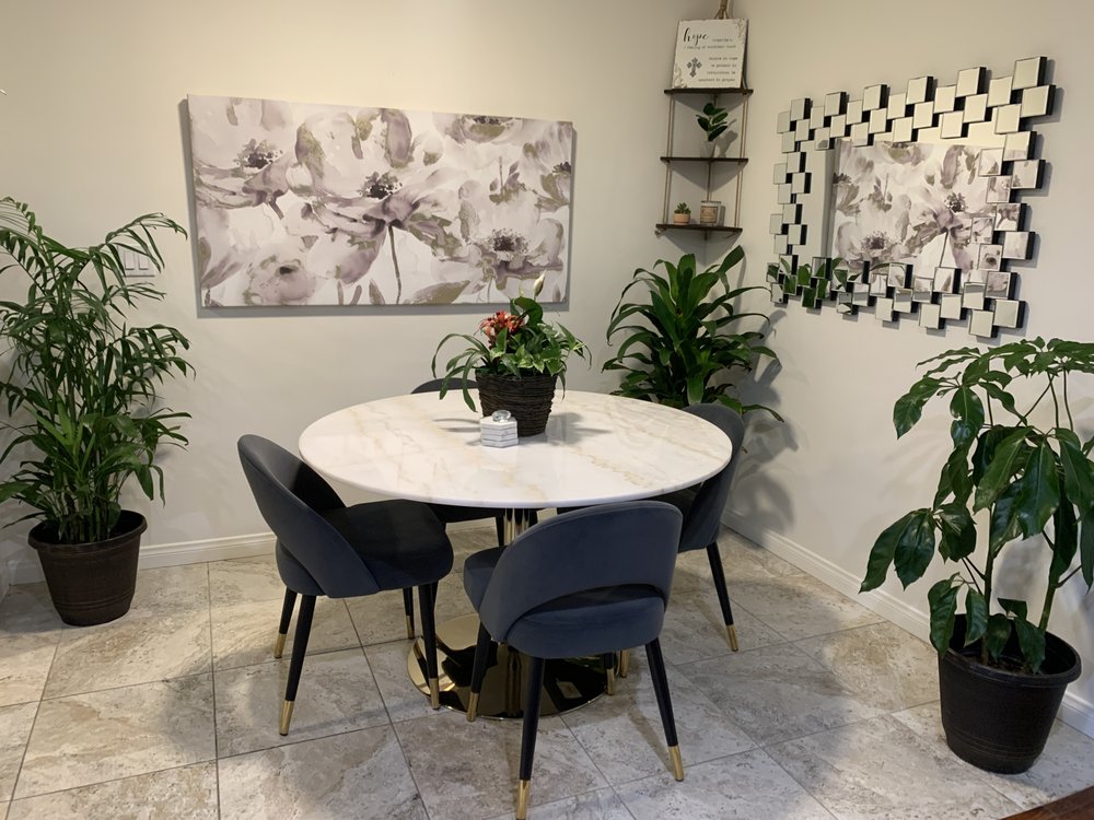 HOLLYWOOD FURNITURE Updated August 2024 44 Photos 545 S Oxnard