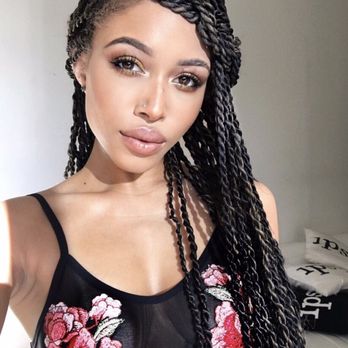 Iconic Lash - More client selfies! This girl is too gorgeous! Tailored set @saythelees - Eyelash Service Near Me - Los Angeles, California
