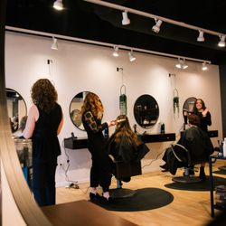 Fringe A Boutique Salon