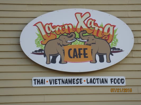 Laan-Xang Cafe by null
