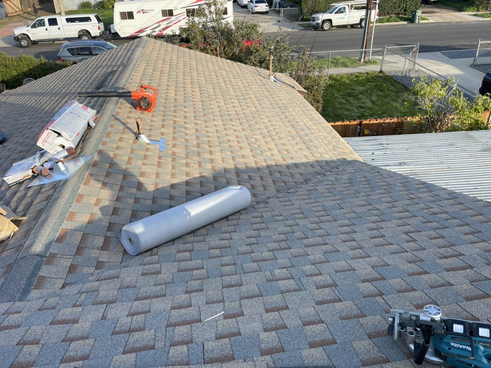 Slide of Juan's Pro Roofers