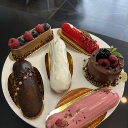 Delicee Cakes