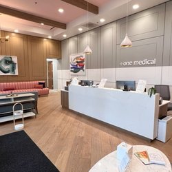One Medical Primary Care Clinic - Woodland Hills
